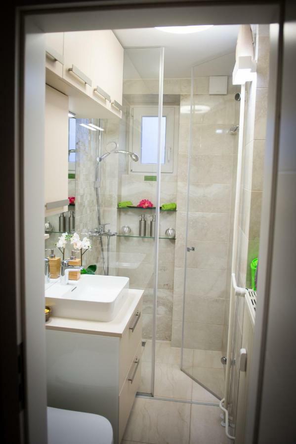 Апартаменти First Floor Flat (Adults Only) Любляна Екстер'єр фото