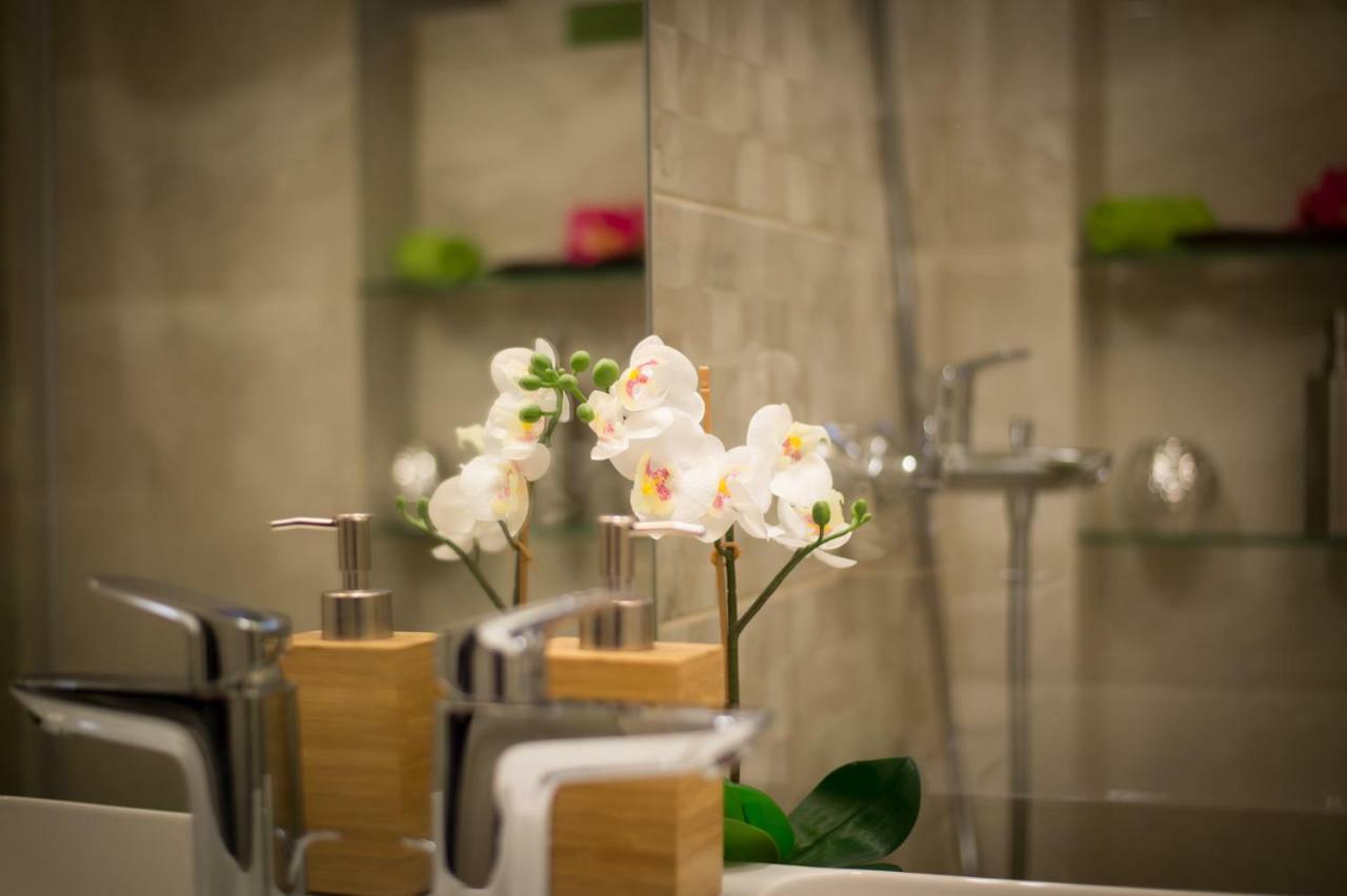 Апартаменти First Floor Flat (Adults Only) Любляна Екстер'єр фото